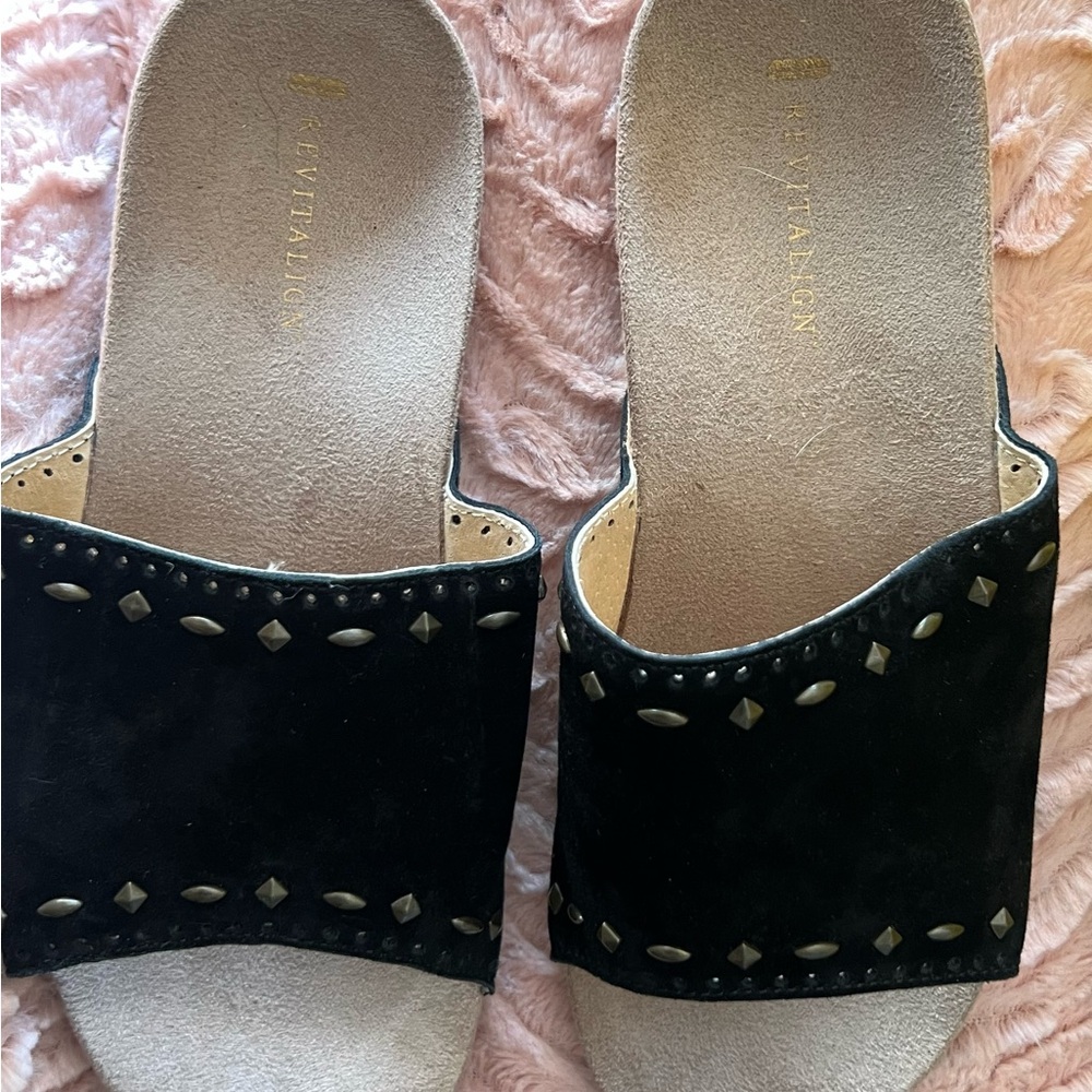 REVITALIGN Sofia Stud Women's Footwear